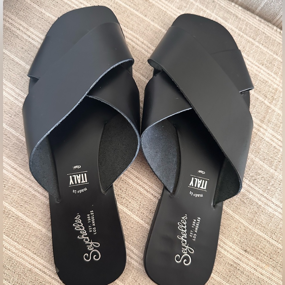 Seychelles Total Relaxation Women's Black Slide Sandals